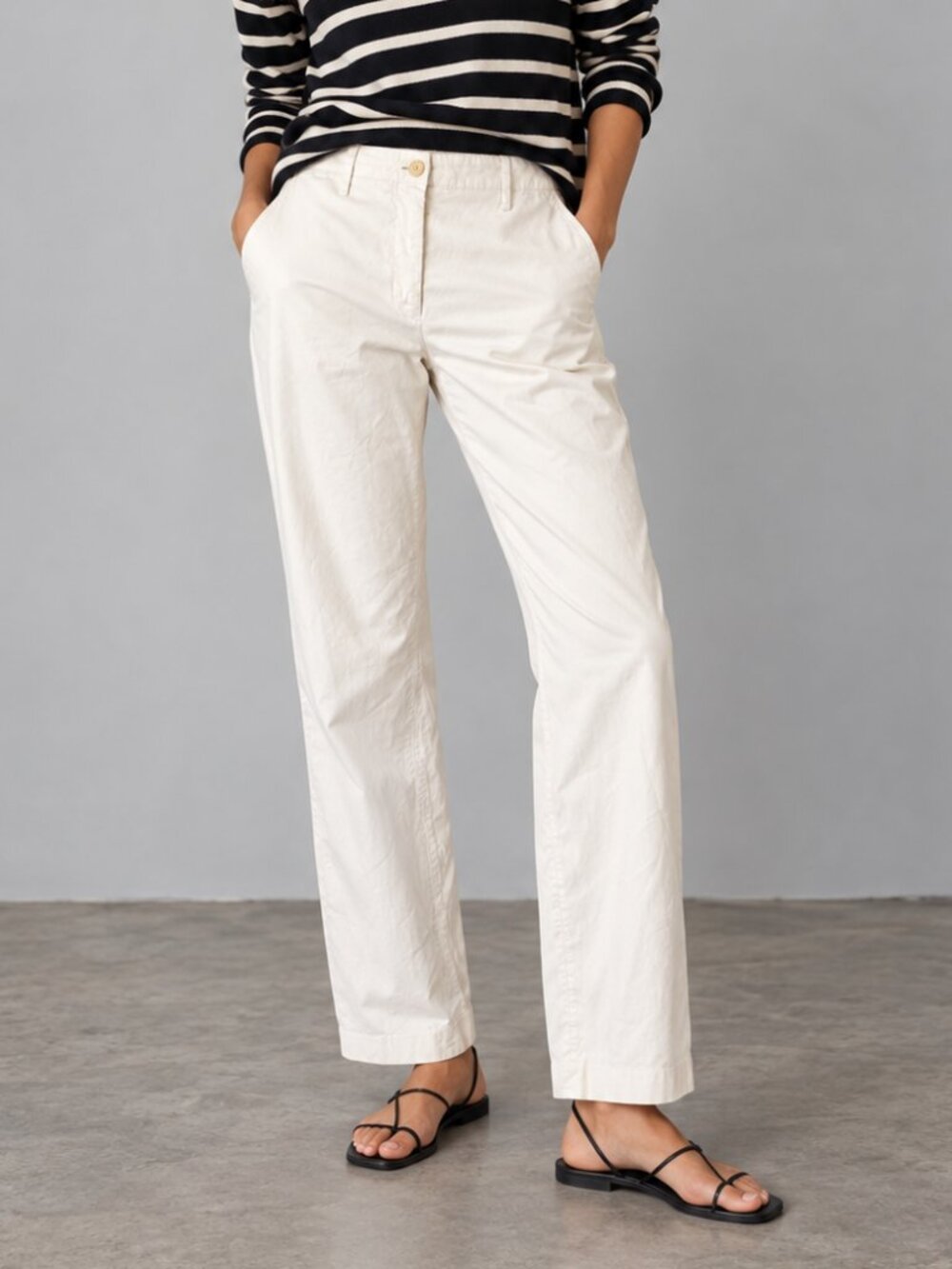FACONNABLE White Stretch Cotton Relaxed Leg Chino Pants Trousers Size 6 EUC